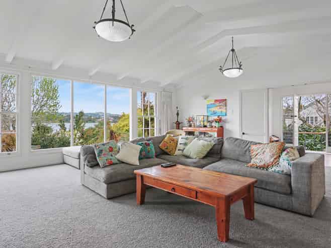 160 Grace Road, Tauranga South