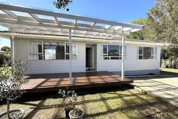 9 Ascot Avenue, Henderson