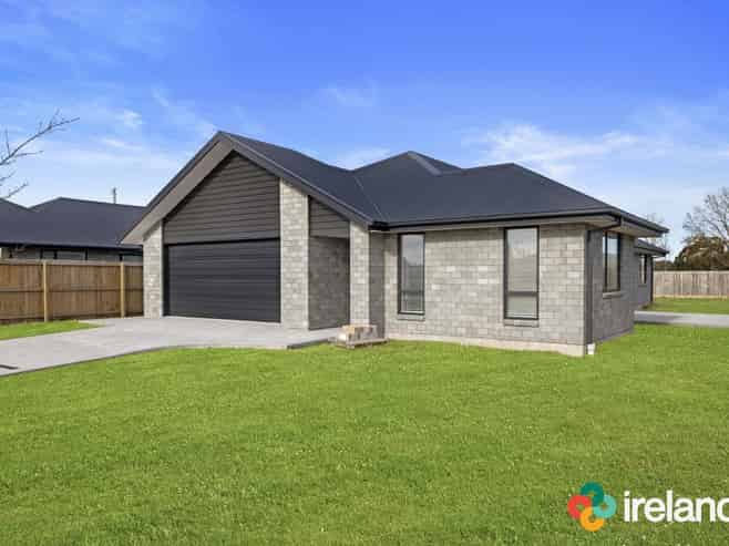 4 Cedric Place, Darfield