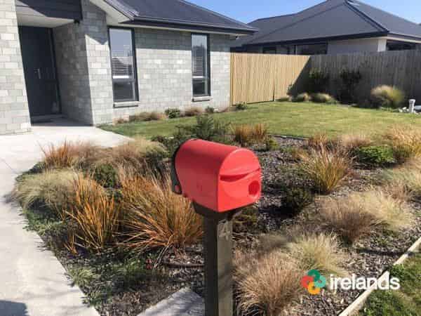 4 Cedric Place, Darfield