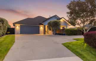 8 Eastridge Terrace, Huntington