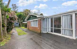2/15 Rosehill Drive, Rosehill