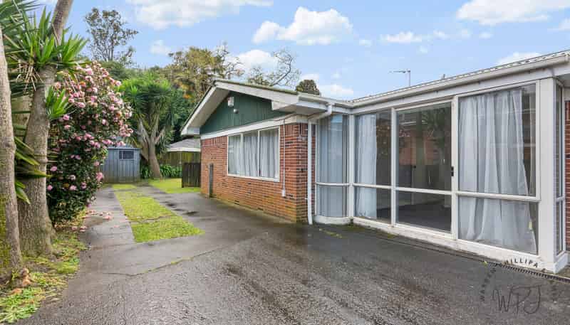 2/15 Rosehill Drive, Rosehill
