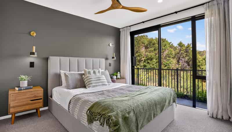 102 The Ridge, Langs Beach