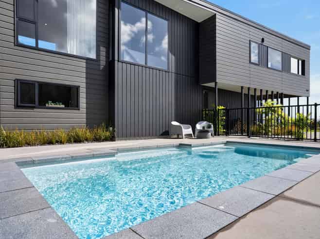 102 The Ridge, Langs Beach