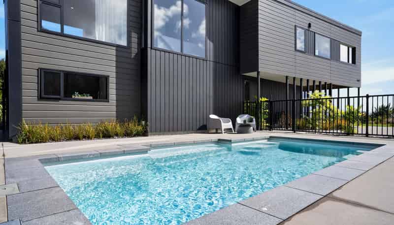 102 The Ridge, Langs Beach