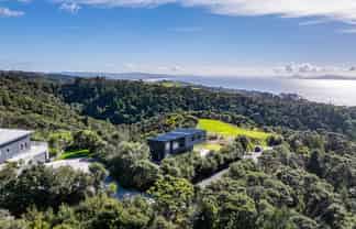 102 The Ridge, Langs Beach