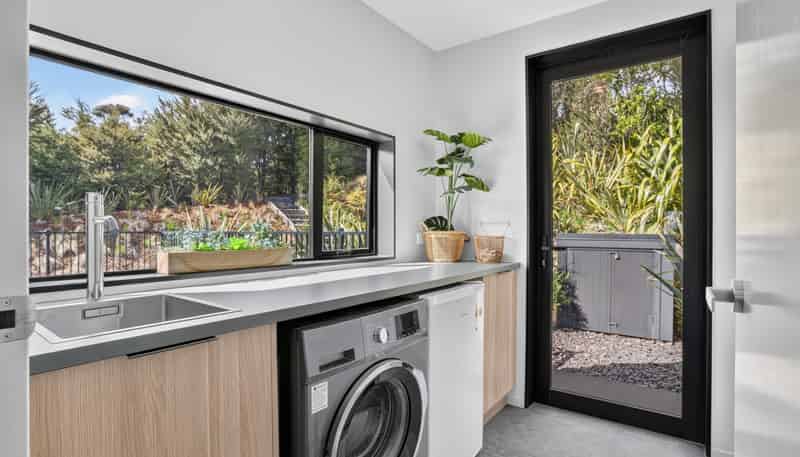 102 The Ridge, Langs Beach