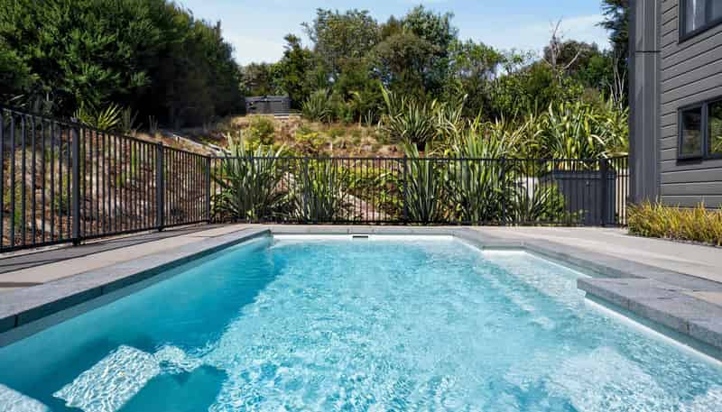 102 The Ridge, Langs Beach