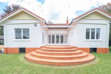 31 Island Road, Whataupoko