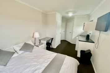 4d/44 Lorne Street, Hamilton Central