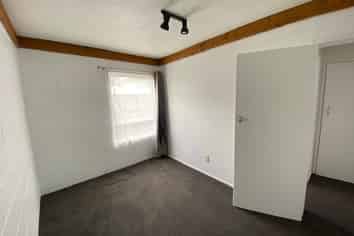 2/122 Firth Street, Hamilton East