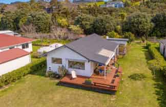 44 Scott Drive, Cooks Beach