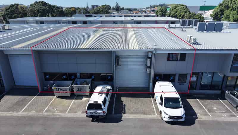 2/161 Stoddard Road, Mount Roskill