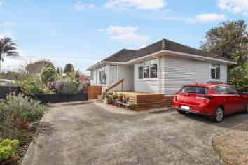 32A Buller Crescent, Manurewa
