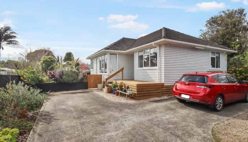 32A Buller Crescent, Manurewa