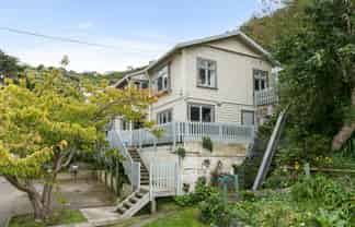 38 Ribble Street, Island Bay