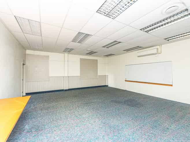 Multi office complex