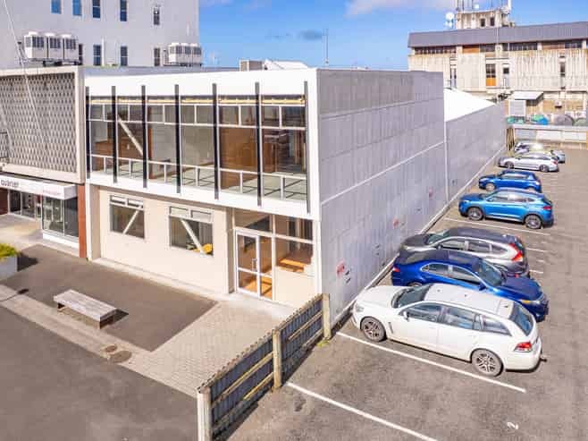 Multi office complex