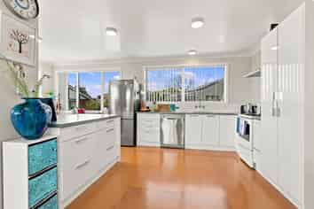 4 Margaret Road, Bellevue