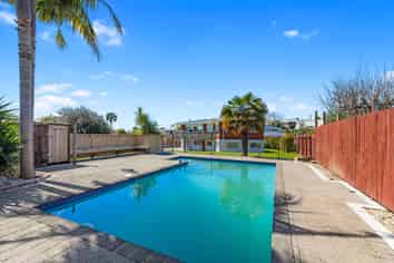 4 Margaret Road, Bellevue