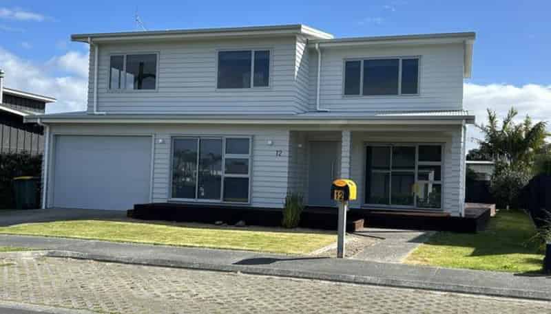 12 Matariki Street, Omaha