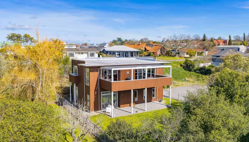 10 Bedford Terrace, Waipukurau