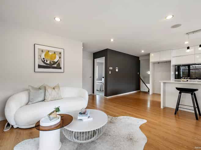 80 Kaipatiki Road, Glenfield