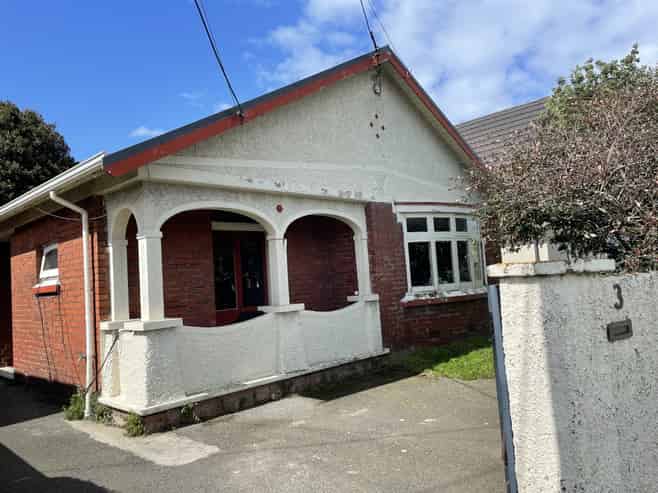 3 The Parade, Island Bay
