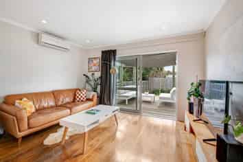  Balboa Drive, Matakatia