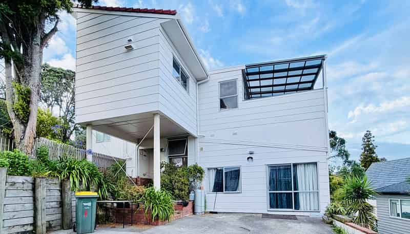152 Weatherly Road, Torbay