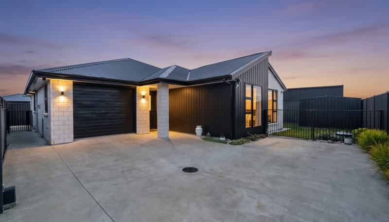 69 Oteramika Road, Rockdale