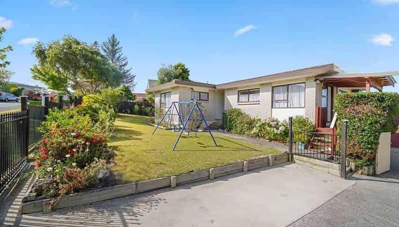 25 Ransom Smyth Drive, Goodwood Heights