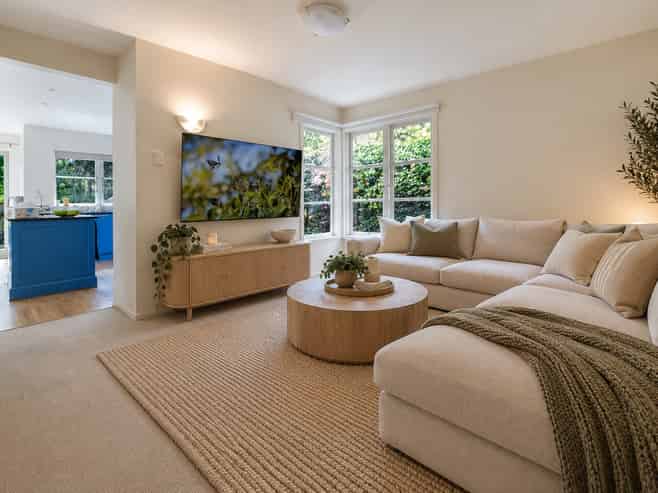 36 Golf Road, Epsom