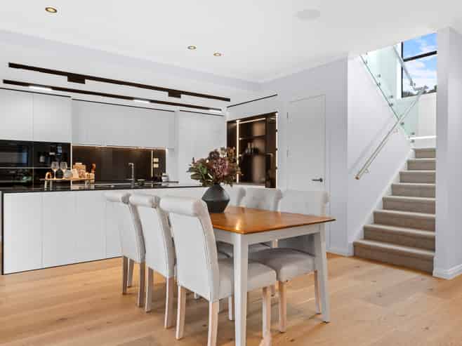 27 Streamview Way, Long Bay