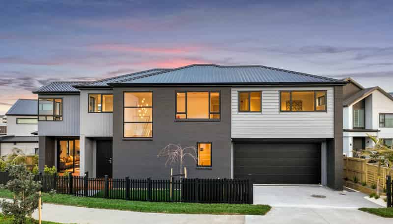 27 Streamview Way, Long Bay
