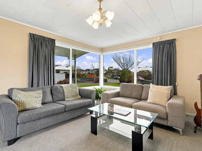 6 Patete Place, Tawhero