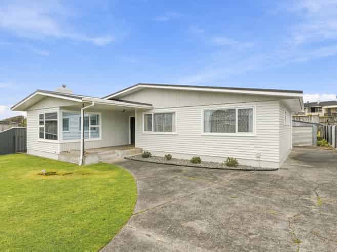6 Patete Place, Tawhero