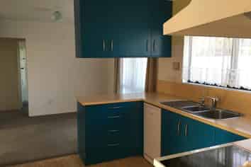 51 Paramount Parade, Tikipunga