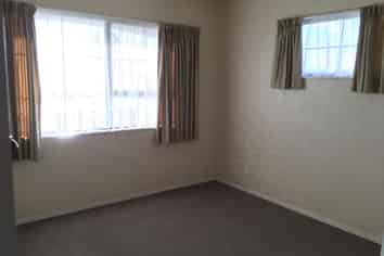 51 Paramount Parade, Tikipunga