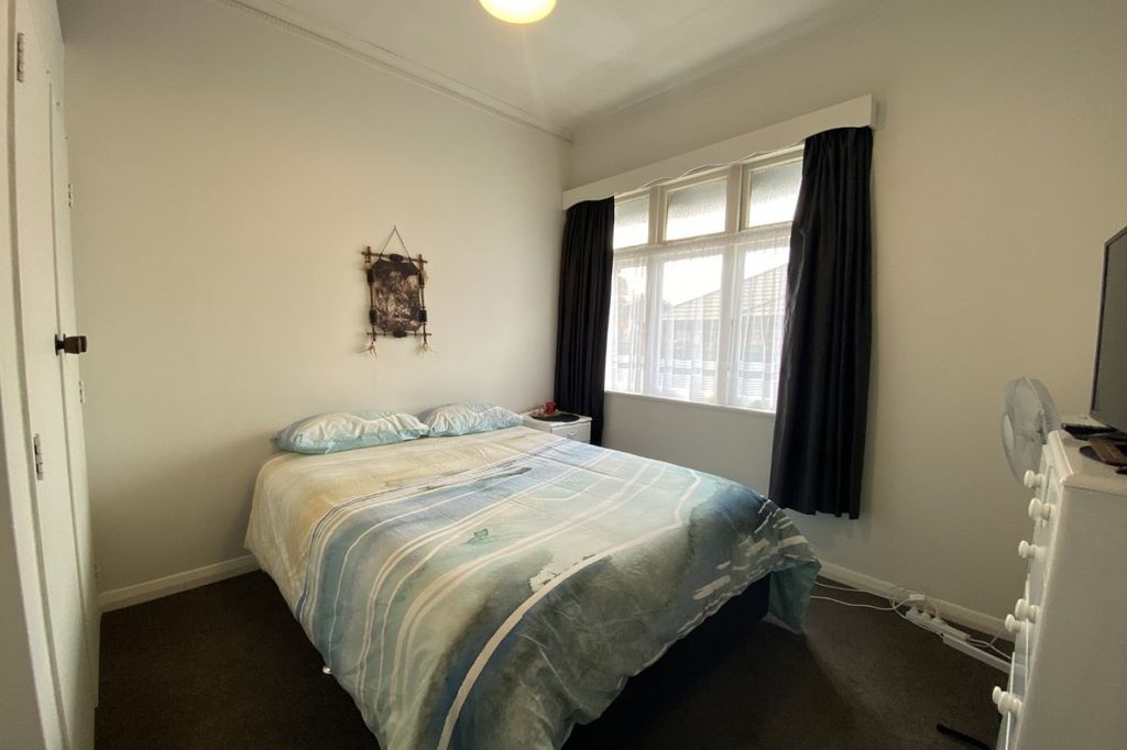 THREE BEDROOMS - HOKOWHITU 5