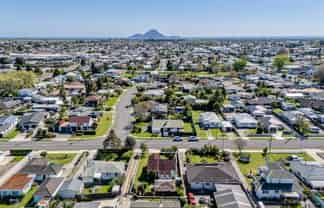 15 Bridge Street, Whakatane