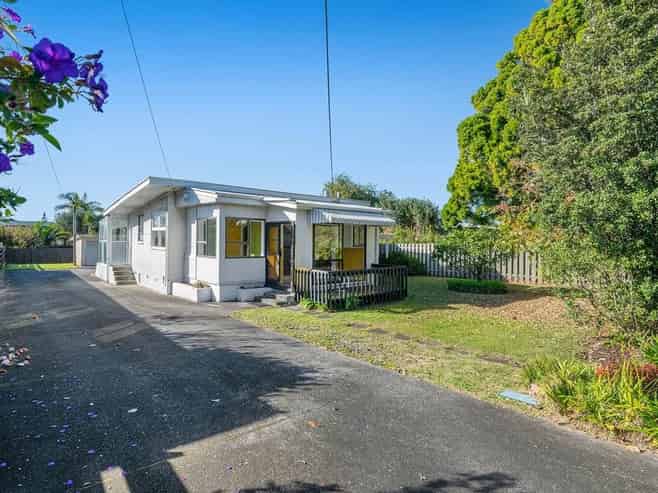 57 Centreway Road, Orewa