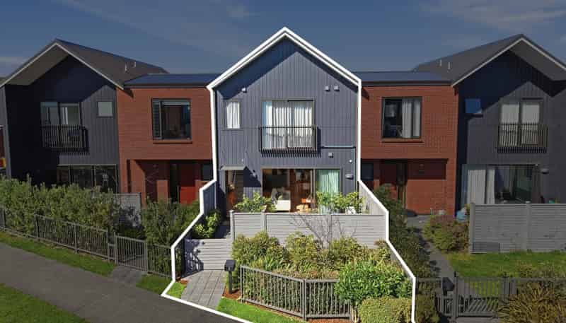 8 Roundel Crescent, Whenuapai
