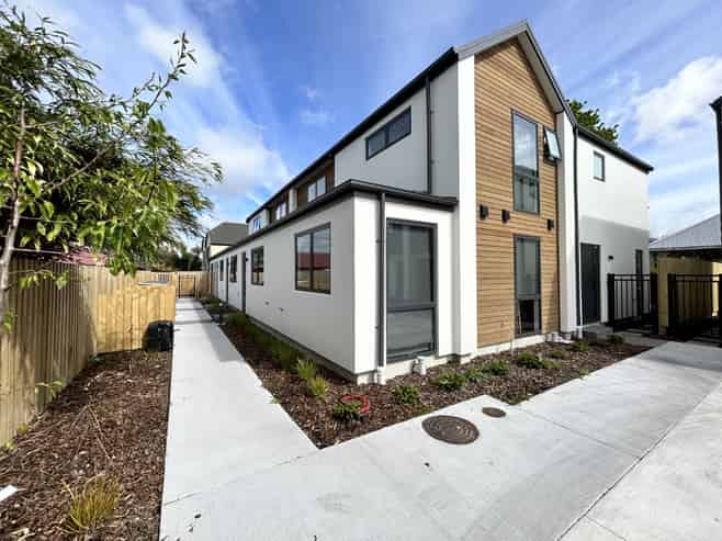 7/8b Huia Street , Riccarton