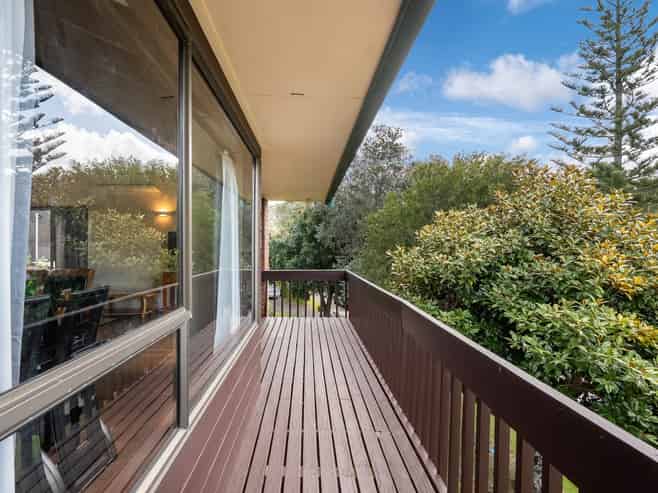 41 Honeysuckle Lane, Mairangi Bay