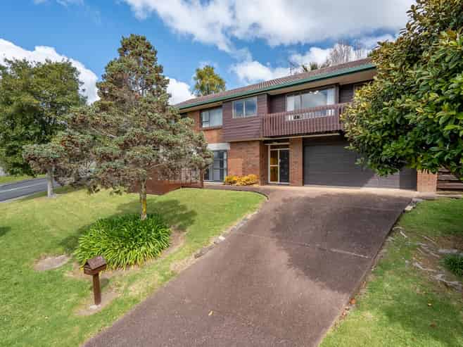 41 Honeysuckle Lane, Mairangi Bay
