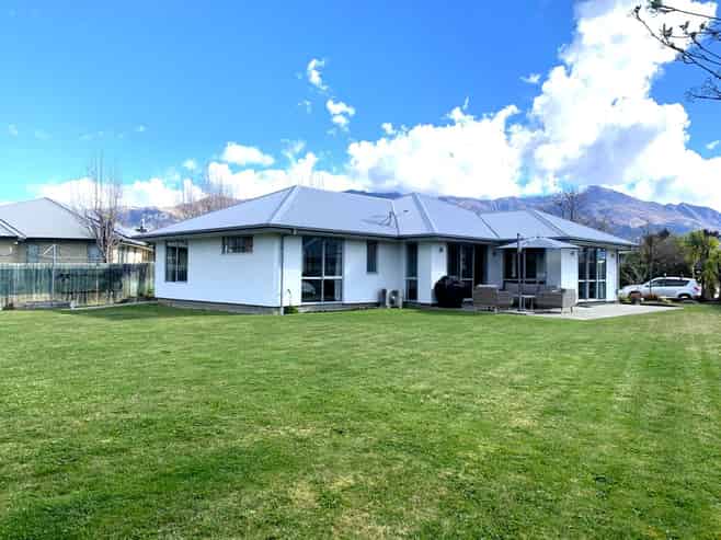 70 Mt Iron Drive, Wanaka