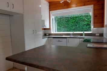 19 Rimu Rd, Raumati Beach