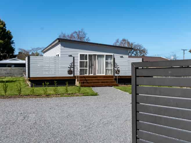 32 Sackville Street, Martinborough